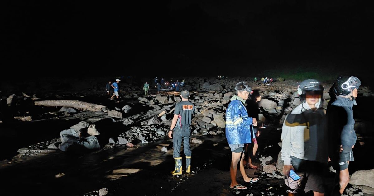 Proses SAR saat banjir lahar dingin di Sungai Senowo sejak 3 Maret 2026 (Foto/BPBD Kab. Magelang)